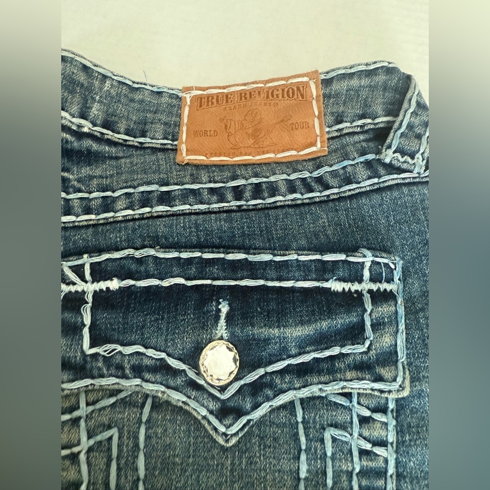 Low Rise True Religion Jeans Size 32 - Picture 5 of 13